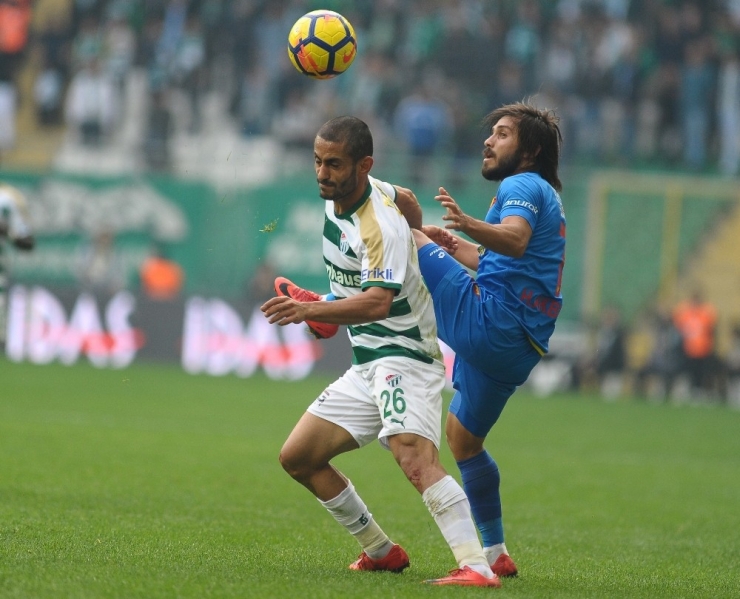 Göztepe Yeni Hocasıyla Sahaya Çıkıyor