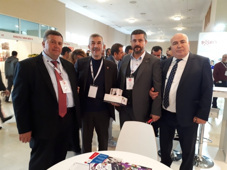 Mor Reyhan (Ymh) Fuarında