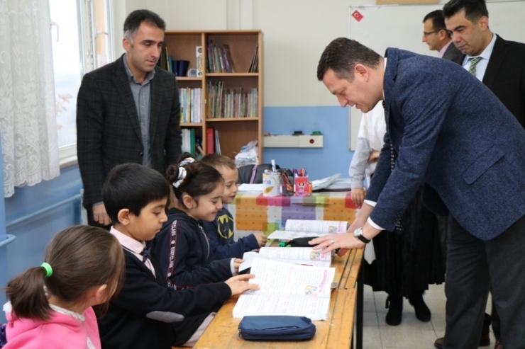 Ürkmezer Köy Okullarını Ziyaret Etti