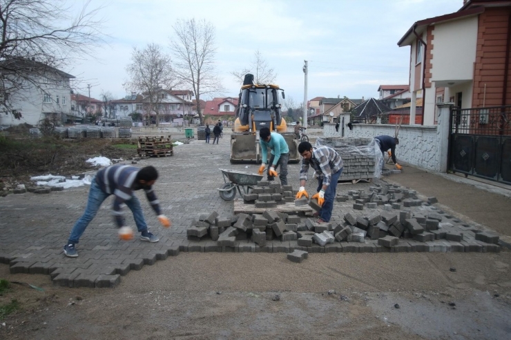 Yeni Mahalle’de Parke Çalışmalar Hızlandı