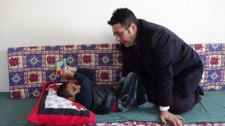 Görme Engelli Öğrenciye Evde Eğitim