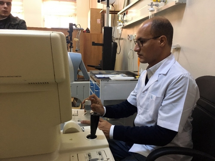Afrikalı Göz Doktorlarına Türkiye’de Eğitim