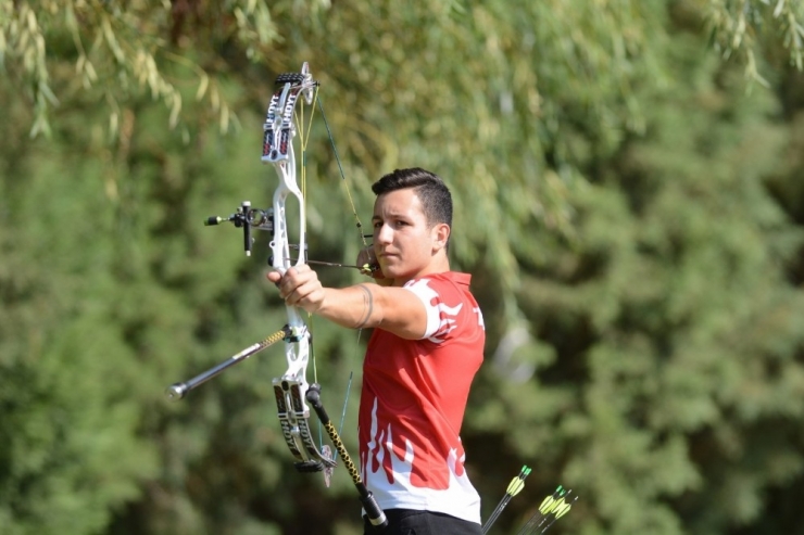 Milli Okçu Türkkan’dan Avrupa Yolunda Önemli Bir Adım