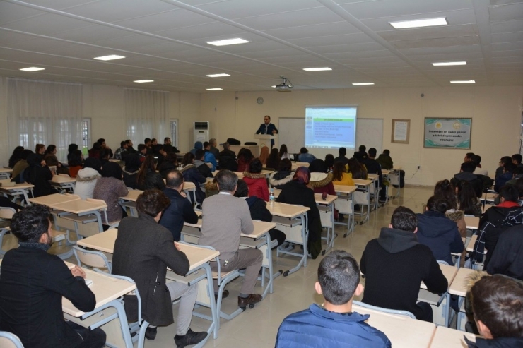 Dü Adalet Meslek Yüksekoukul’nda ‘Kariyer’ Konferansı Düzenlendi