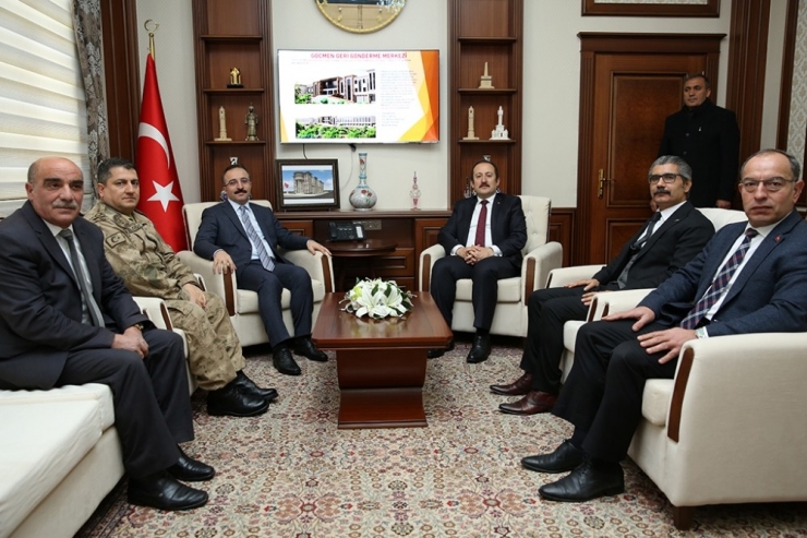 İçişleri Bakan Yardımcısı İsmail Çataklı Bayburt Valiliği’ni Ziyaret Etti