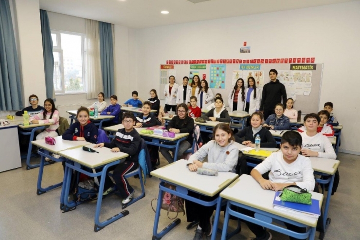 Sanko Üniversitesi Hemşirelik Bölümü, Farkındalık Eğitimlerini Sürdürüyor