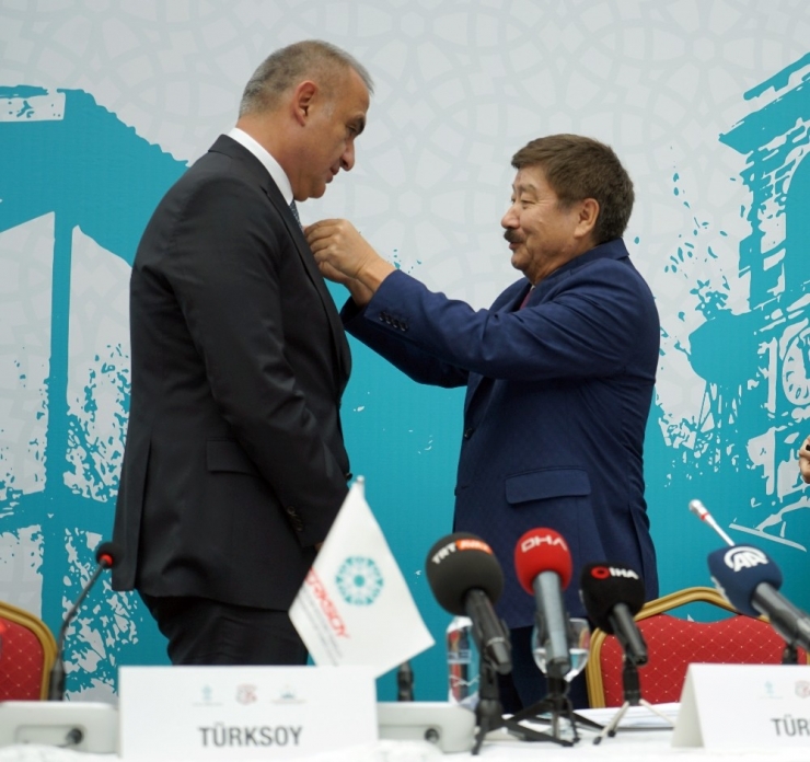 Kültür Ve Turizm Bakanı Mehmet Nuri Ersoy: “Türksoy, Evrensel Barışa Hizmet Etmektedir”