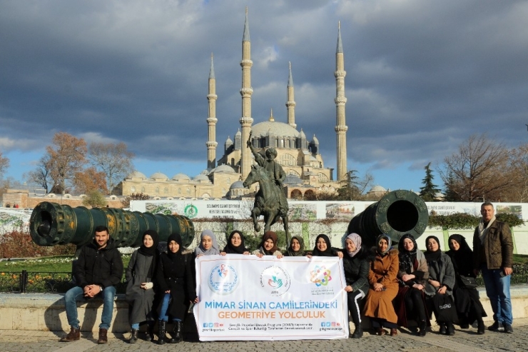 "Geometriye Yolculuk" Projesi