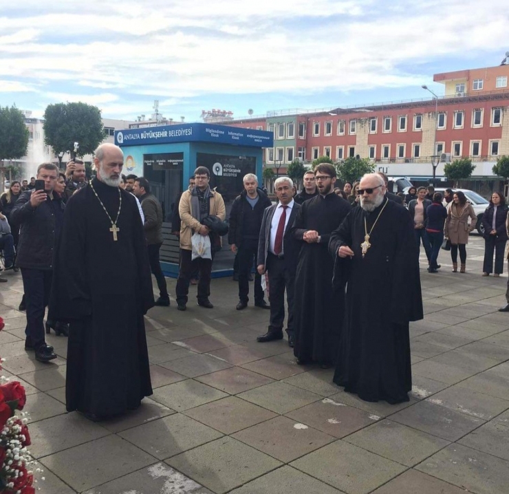 Rusya Büyükelçi Andrey Karlov Demre’de Anıldı