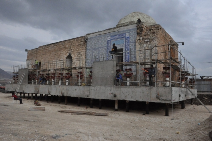 Hasankeyf’te Eyyubi Camii Taşınmaya Hazırlanıyor