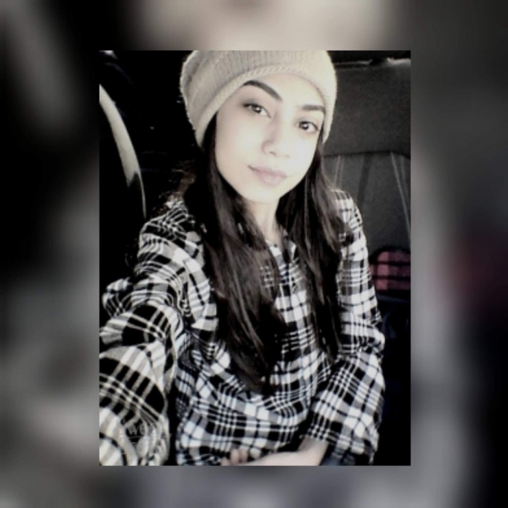 Genç Çağla’nın Vasiyeti Ağlattı: “Anne Mezarımı Çiçeksiz Bırakma”