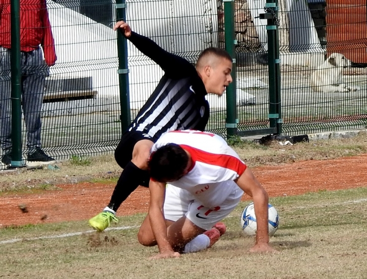 Lider Torbalıspor, Çeşme’den 1 Puanla Dönebildi