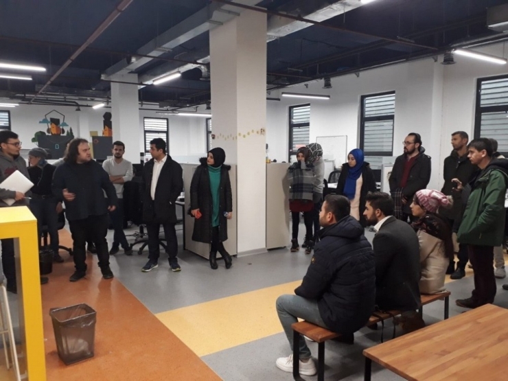 Artuklu Üniversitesi Öğrencileri Teknokent Gezisine Katıldı