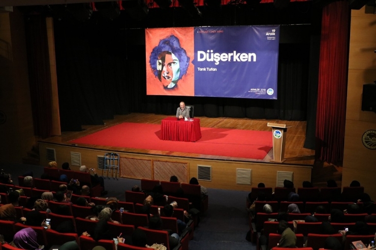 Etkinlikler ‘Düşerken’ Kitabının Söyleşi Ve İmza Günüyle Devam Etti