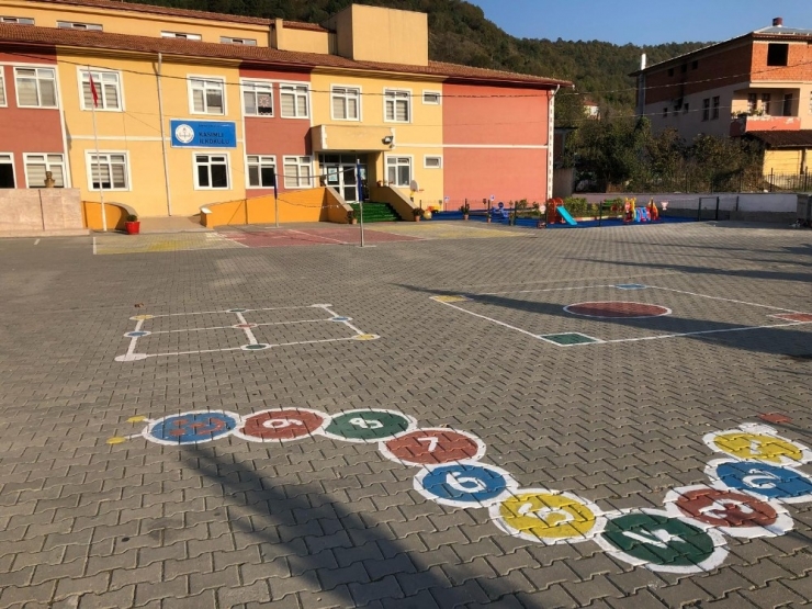 Kasımlı İlkokulu’na Teşvik Ödülü