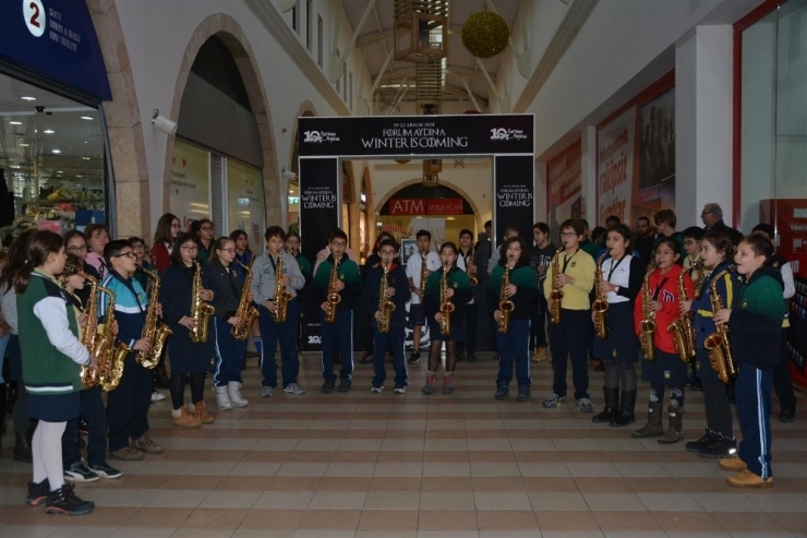 Başak Koleji Öğrencilerinden ‘Game Of Thrones’ Resim Sergisi