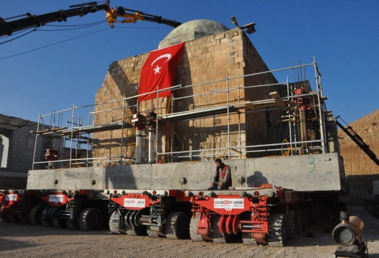 Hasankeyf’te 630 Yıllık Cami Yeni Yerine Taşındı