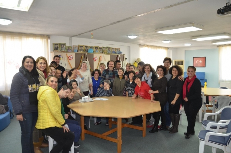 Kuşadası’nda Engelliler Köyü’nde Baskı Atölyesi