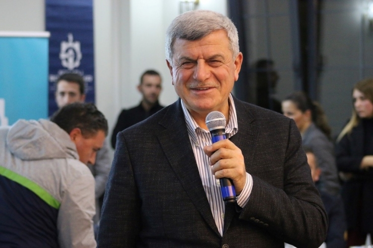 Başkan Karaosmanoğlu, ‘’Hepimizin Spora İhtiyacı Var’’