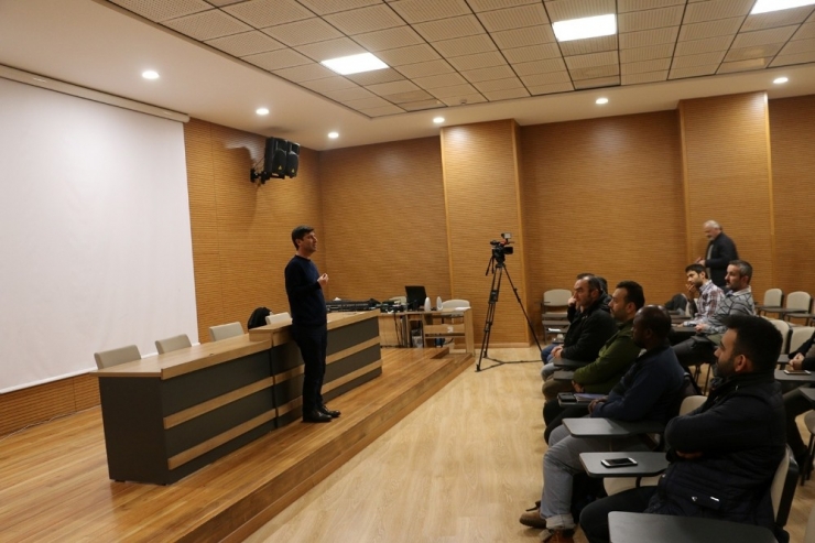 En Baba Atölye’de ‘Babalık Psikolojisi’ Dersleri Devam Ediyor