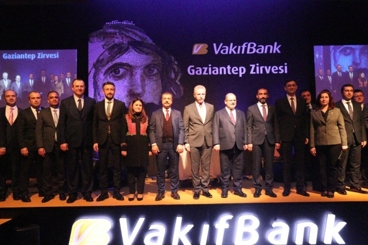Vakıfbank’tan Sanayicilere Üretim Çağrısı