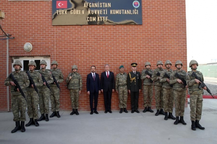 Bakan Akar: "Ege’de, Akdeniz’de, Kıbrıs’ta Yapılan Provokasyonların Etkisinin Olmayacağını Herkesin Bilmesi Lazım"