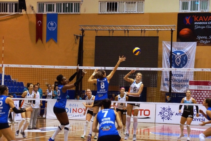 Vestel Venüs Sultanlar Ligi: Aydın Büyükşehir Belediyespor: 2 - Kameroğlu Beylikdüzü Voleybol İhtisas: 3