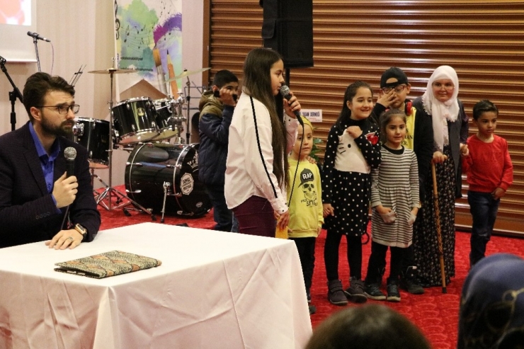 Çocuklardan Müzikal Gösteri