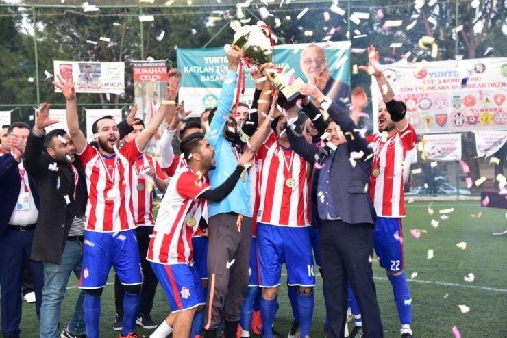 Yuntdağ Cup 3’ün Şampiyonu Kalemlispor Oldu