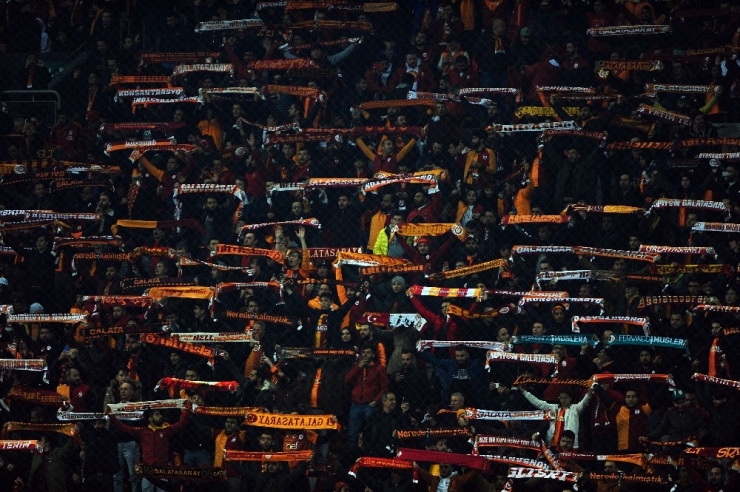 Spor Toto Süper Lig: Galatasaray: 1 - Dg Sivasspor: 1 (Maç Devam Ediyor)