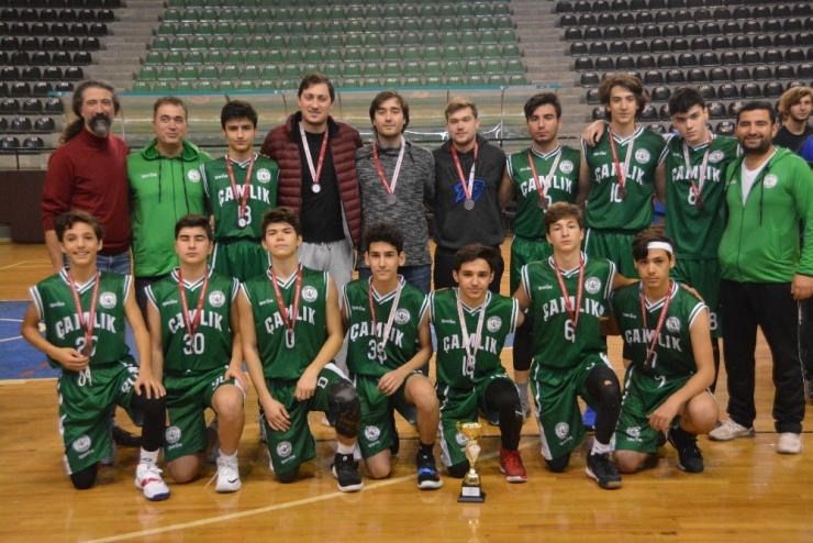 Denizli’de Basketbol Şampiyonları Kupalarını Aldı