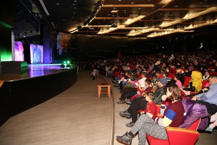 Büyükşehir’den Çocuklara Armağan