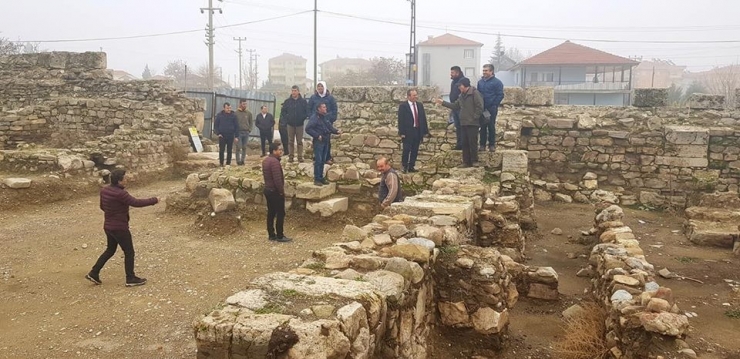 Çardak’ta Tarihi Değerler Gün Yüzüne Çıkacak