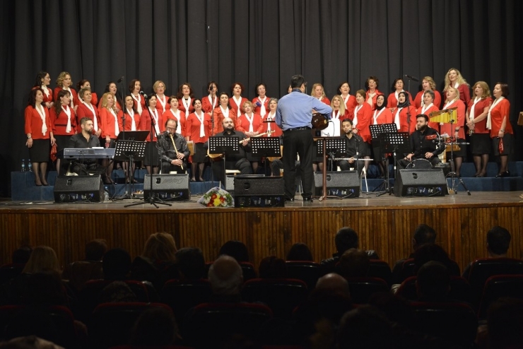 Kadınlardan Yılbaşı Konseri