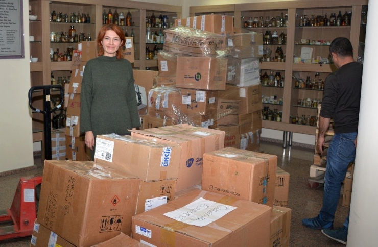 Adana’da 1.8 Ton Tarihi Geçmiş İlaç İmha Edildi