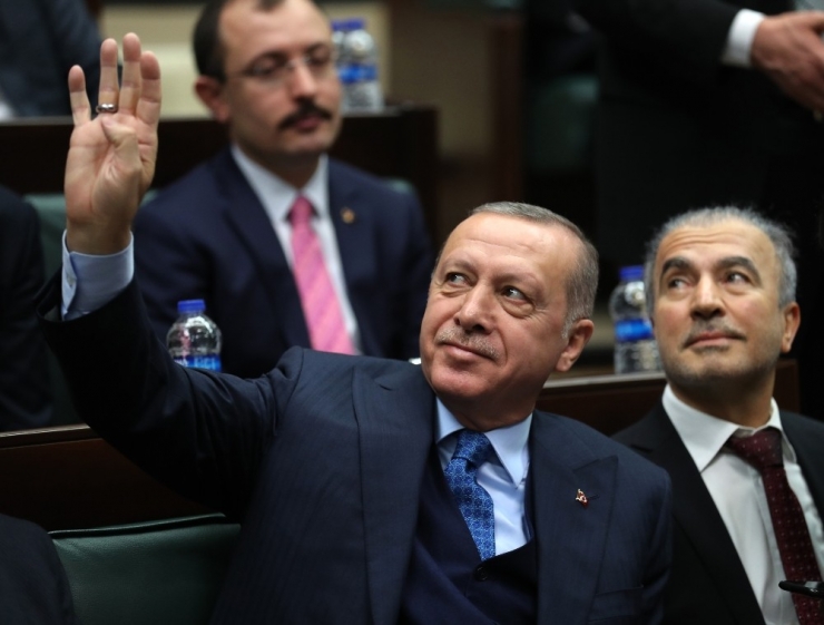 Cumhurbaşkanı Recep Tayyip Erdoğan, "2018 Yılında 9 Ay Olarak Uyguladığımız Asgari Ücret Desteğini Önümüzdeki Yıl 12 Ay Boyunca Vereceğiz" Dedi.