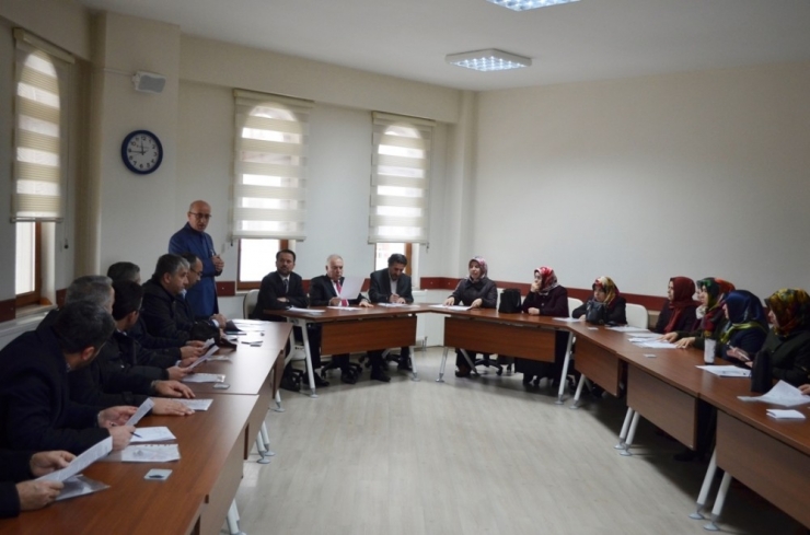 Denizli’de Gençlere Umre Ödüllü Yarışma