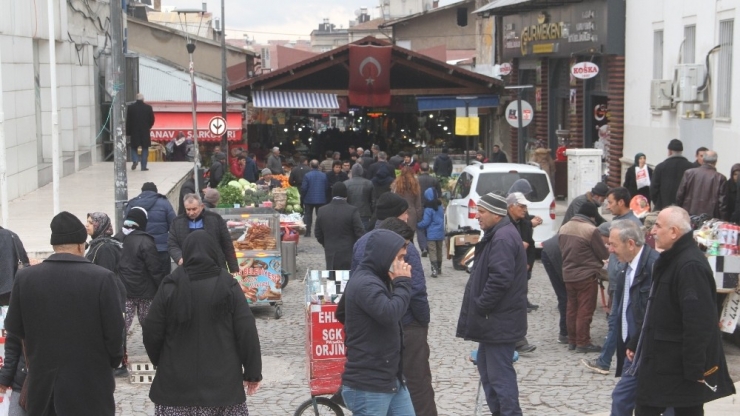 Elazığlılar, 2 Bin 20 Liralık Asgari Ücreti Beğendi