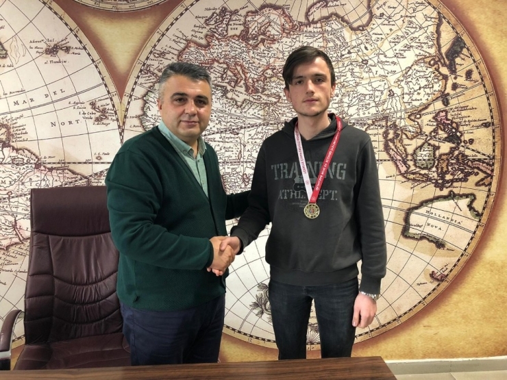 Satranç Turnuvası’ndan Başarıyla Döndüler