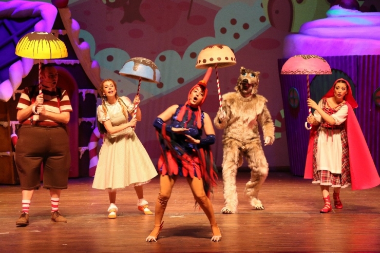 Mdob, ’Şekeronya’ Müzikalini Sahneleyecek