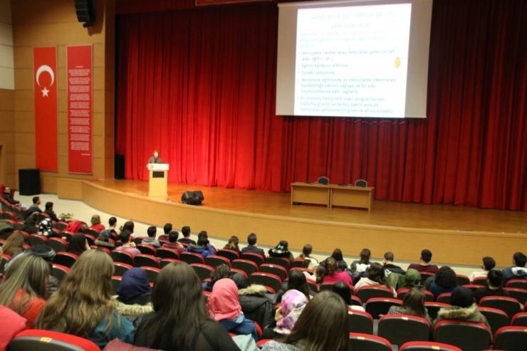 Nevü Hemşirelik Bölümü Akreditasyon Yolculuğuna Başladı
