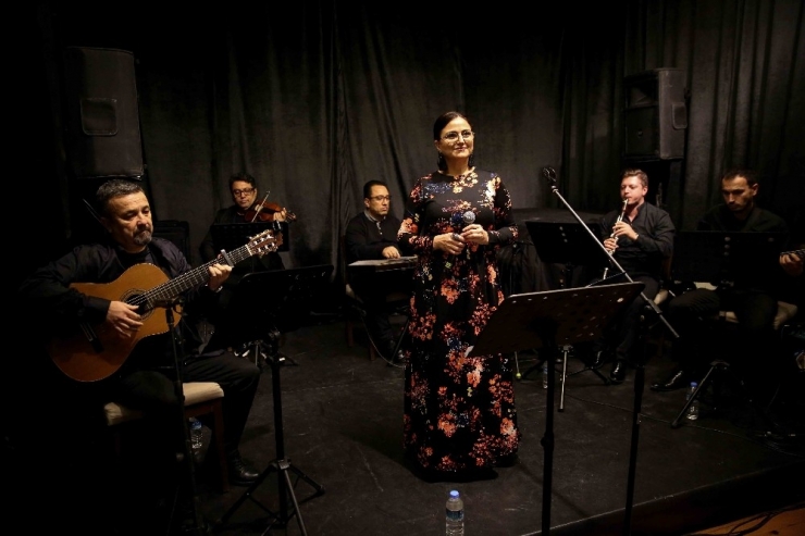 Serap Tamay Ve Grup Günberi’den Unutulmaz Konser