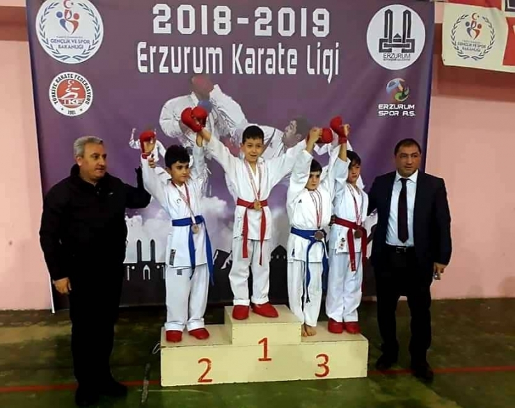 Erzurum’da Karate Rüzgarı