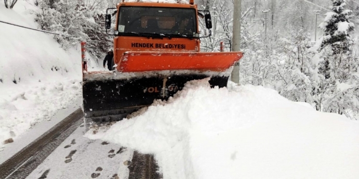 Sakarya’da Kar Kalınlığı 50 Santimetreye Ulaştı