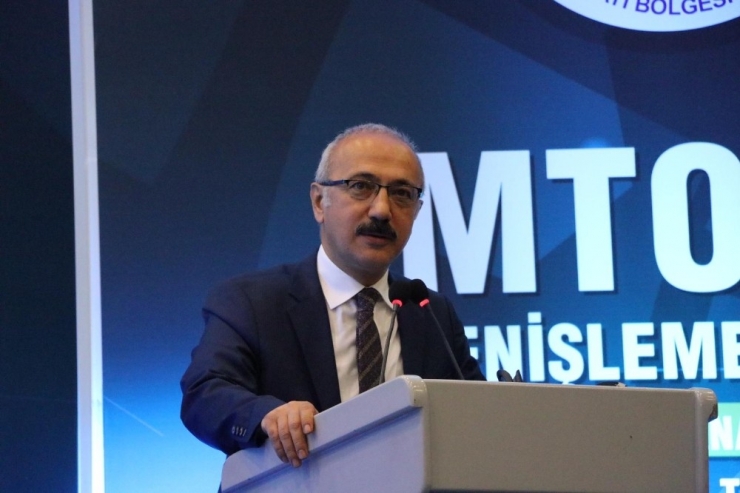 Elvan: "Nisan Ayında Çukurova Havalimanı’na İlk Uçağı İndireceğiz"