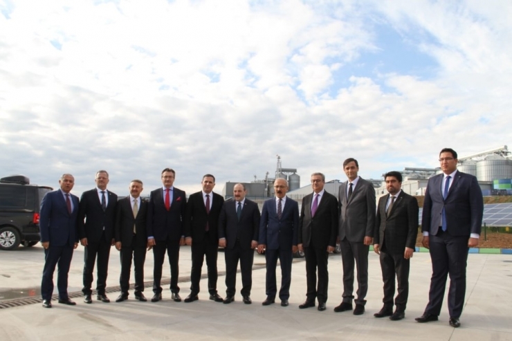 Bakan Mustafa Varank Tiryaki Agro Tesislerini Ziyaret Etti