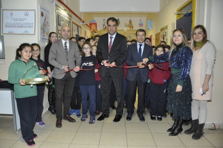 Gaziantep Kolej Vakfı’ndan Anlamlı Sergi
