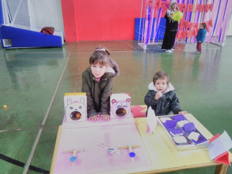 Miniklerin Atık Malzemelerden Yaptıkları Sergi Yoğun İlgi Gördü