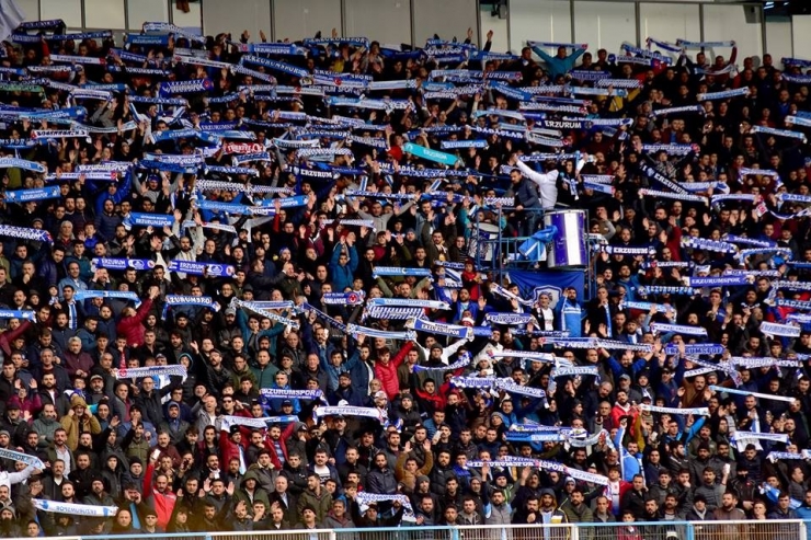 Bb Erzurumspor’u İlk Yarıda 103 Bin Taraftar İsledi