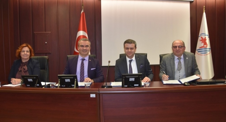 Öğrenciler Deltada Ders Yapacak